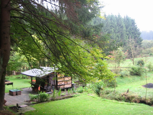 Hütte am Forellenteich!